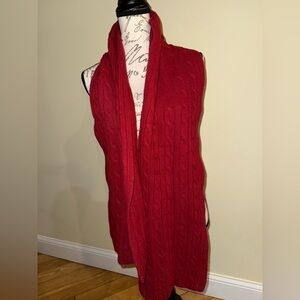 GAP Women's Vibrant Red Cable Knit scarf - 80% lambs wool